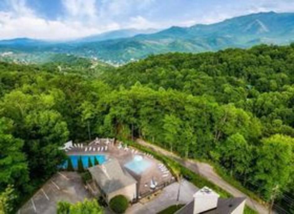 Views & Fireplace - Minutes To Gburg And Ober - Condo Gatlinburg Exteriör bild